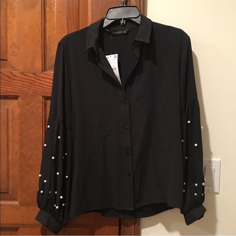 Zara Basic Black Button Down Top Pearl Sleeves S - image 5